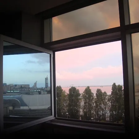 Lxriverside Лиссабон